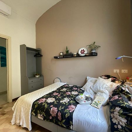 Emozione Torino - Affascinante, Silenzioso, In Palazzo D'Epoca Pressi Piazza Solferino Apartment Exterior foto