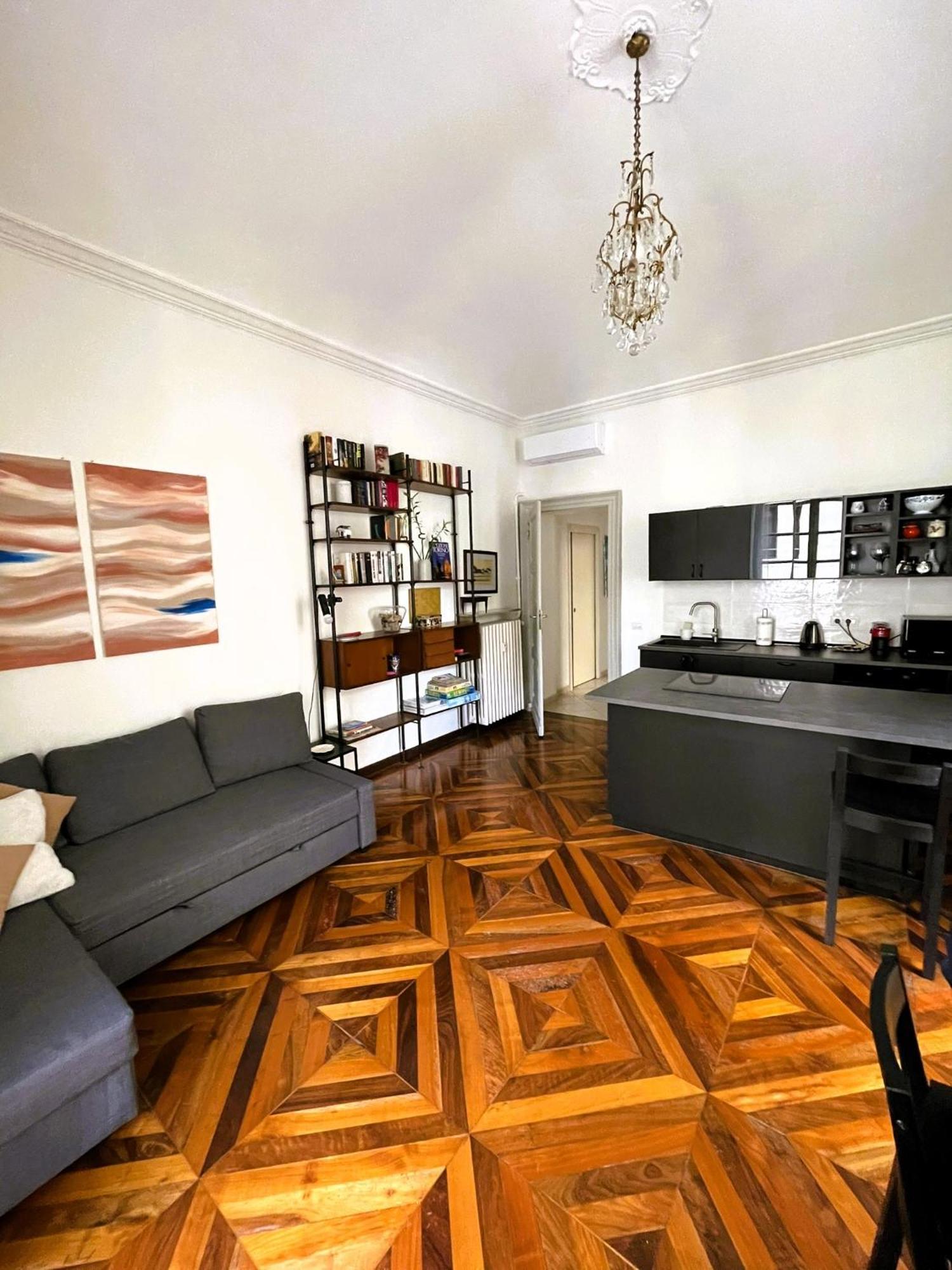 Emozione Torino - Affascinante, Silenzioso, In Palazzo D'Epoca Pressi Piazza Solferino Apartment Exterior foto